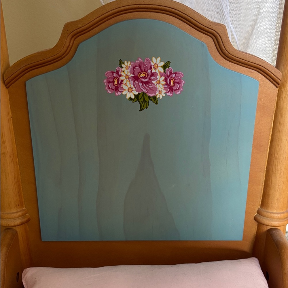 American Girl Marie Grace & Cecile Half Canopy Bed - Picture 9 of 10